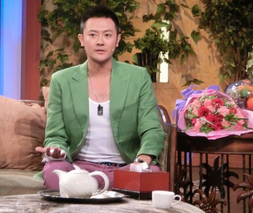 印小天做客《非常静距离》